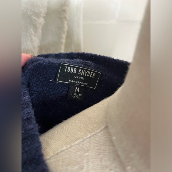 Todd Snyder V-Neck Navy Blue sweater vest SZ M - Picture 2 of 5